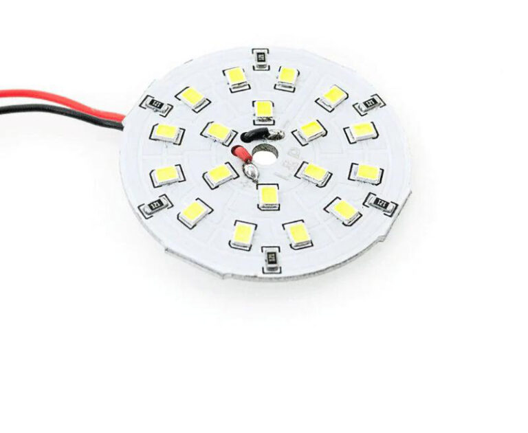 666561408022-12V-Flat-Round-PCB-18-SMD-3528-Constant-Voltage-LED-Module-2W-5000-6000KCool-White-GekPower(1)